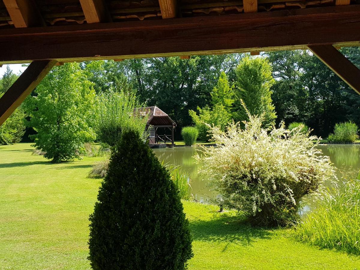 Bed and Breakfast Moulin Du Soustre Cavagnac Экстерьер фото
