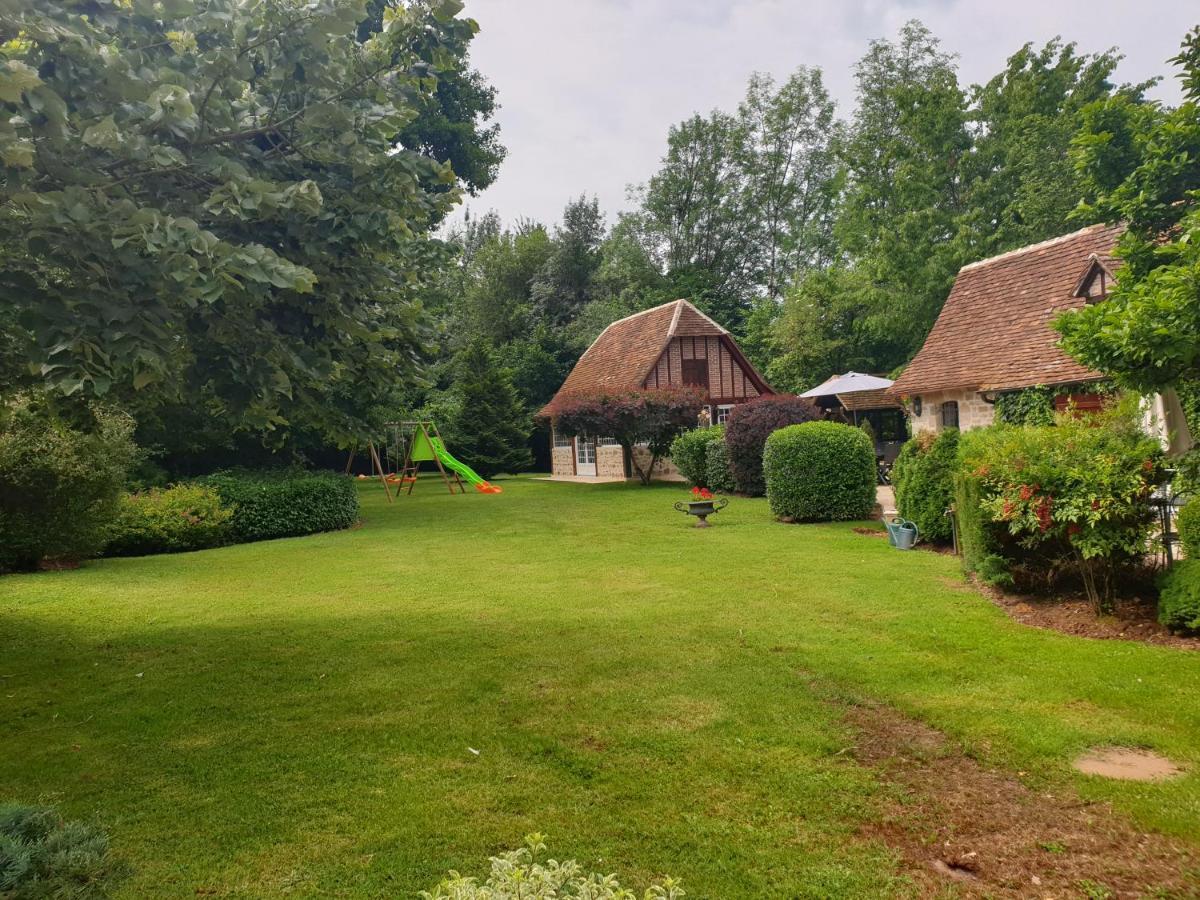 Bed and Breakfast Moulin Du Soustre Cavagnac Экстерьер фото